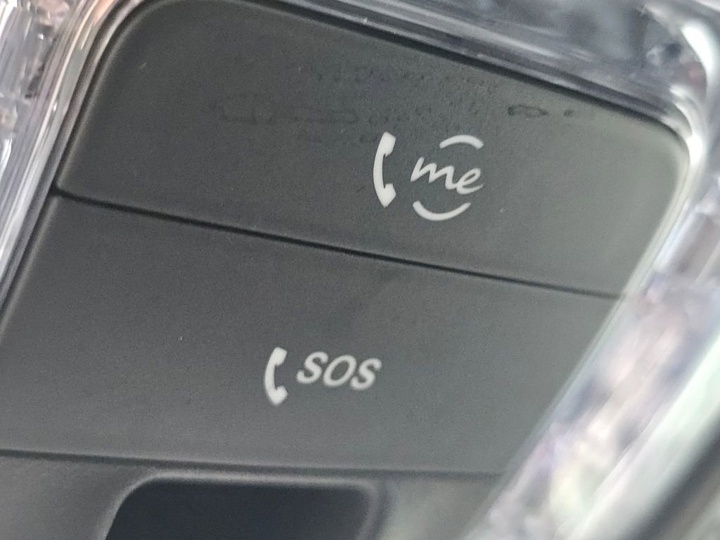 Certified 2025 Mercedes-Benz GLS 450 4MATIC image 9