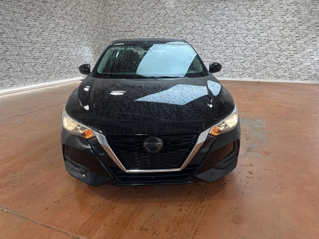 Used 2022 Nissan Sentra S image 2