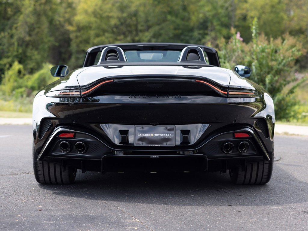 New 2026 Aston Martin V8 Vantage Coupe image 7