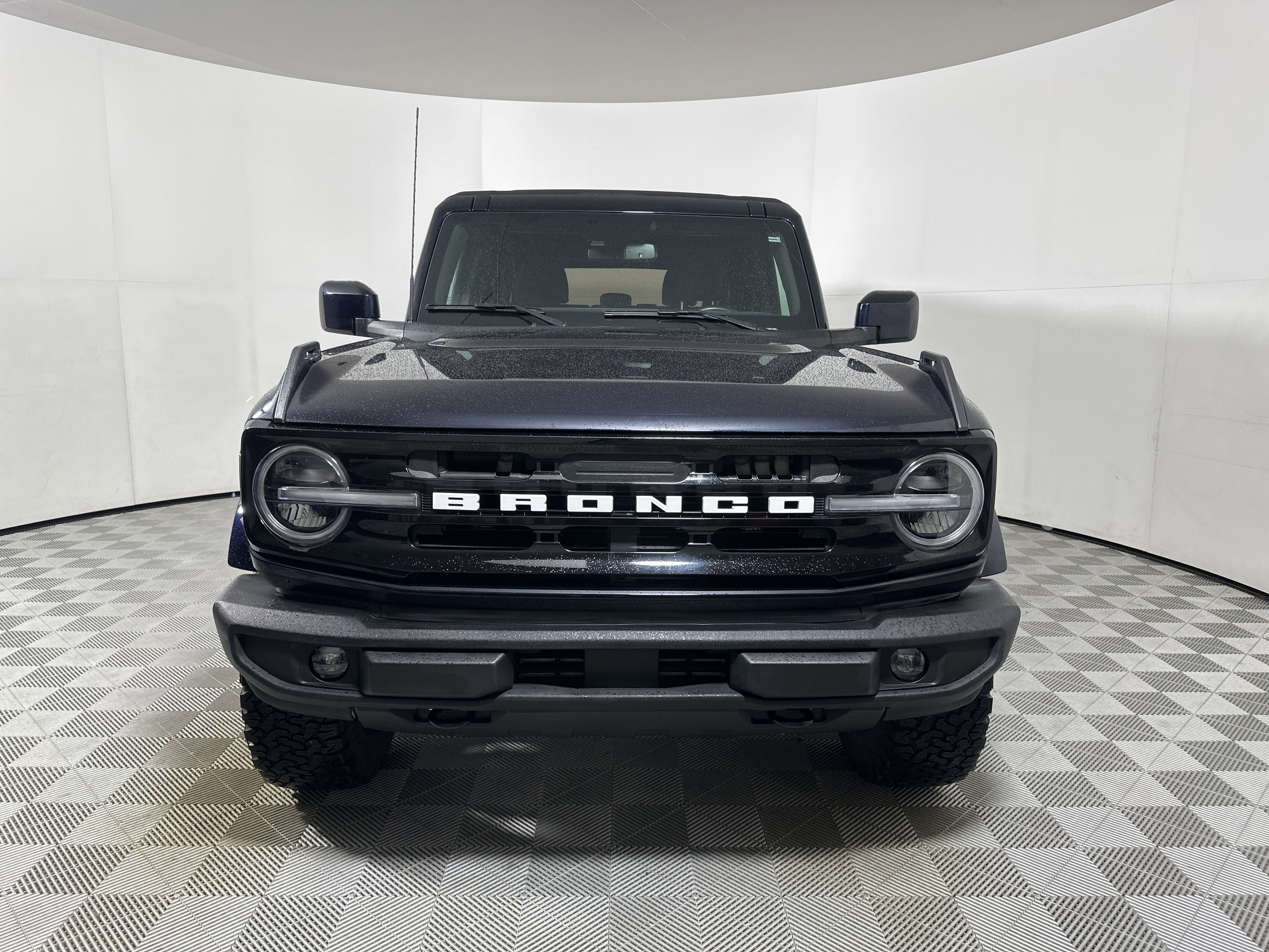 Certified 2021 Ford Bronco Outer Banks image 2