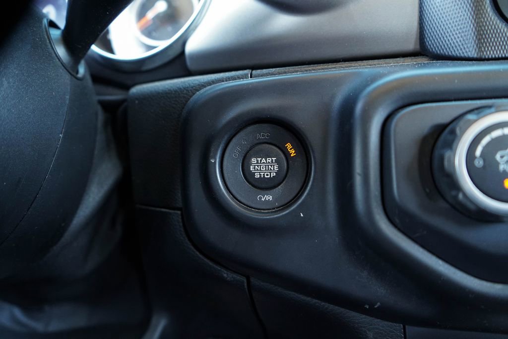 Used 2020 Jeep Wrangler Unlimited Sport S AWD/4WD image 25