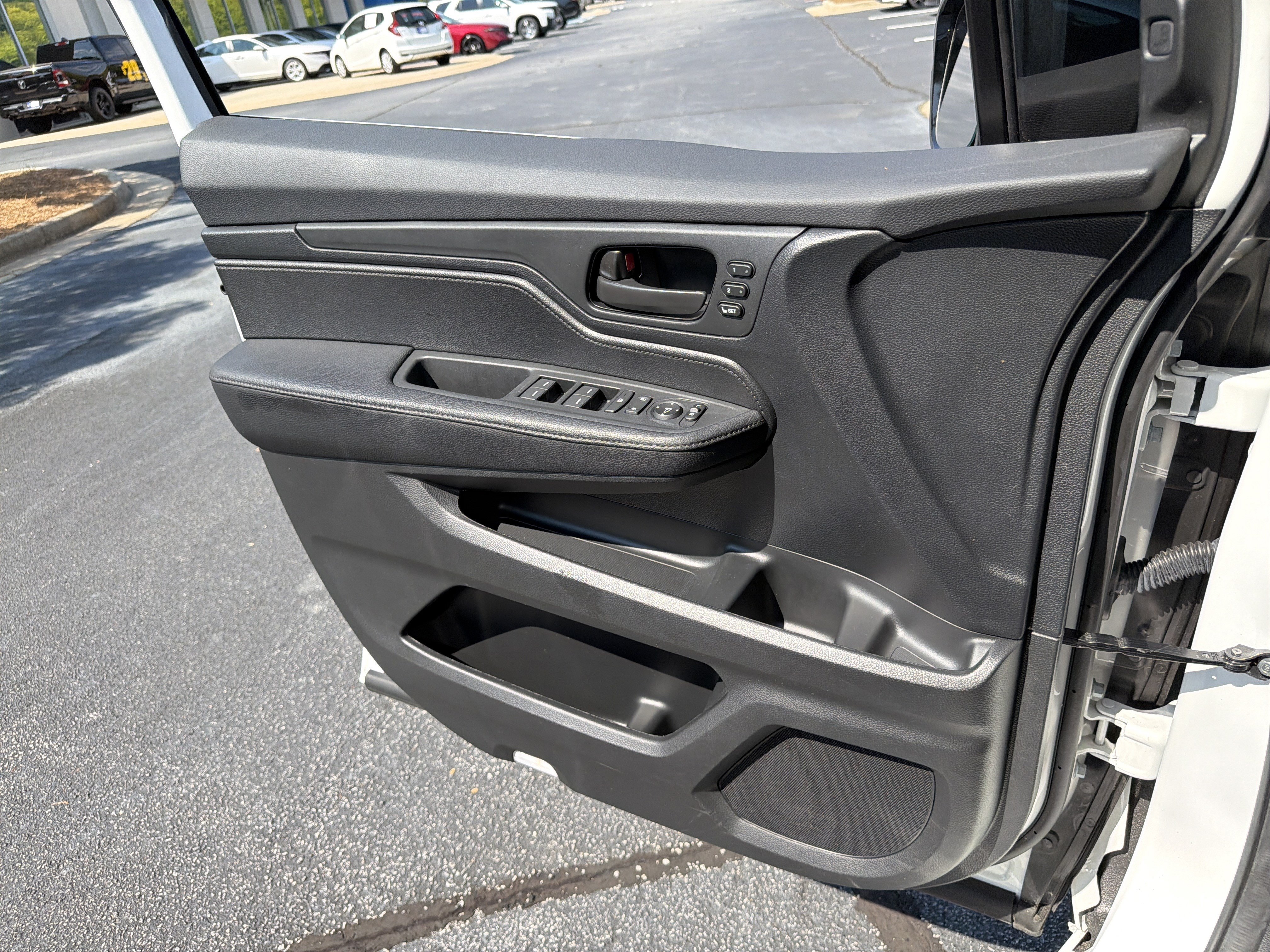 Certified 2024 Honda Odyssey Sport image 13