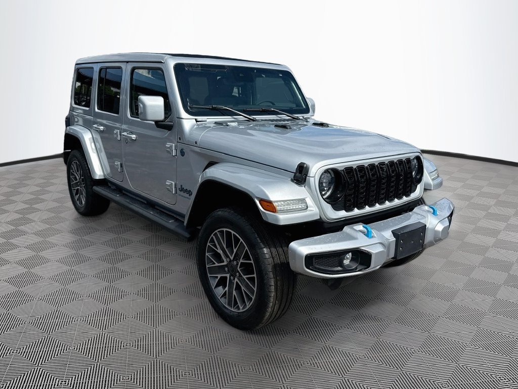 Used 2024 Jeep Wrangler High Altitude AWD/4WD image 4