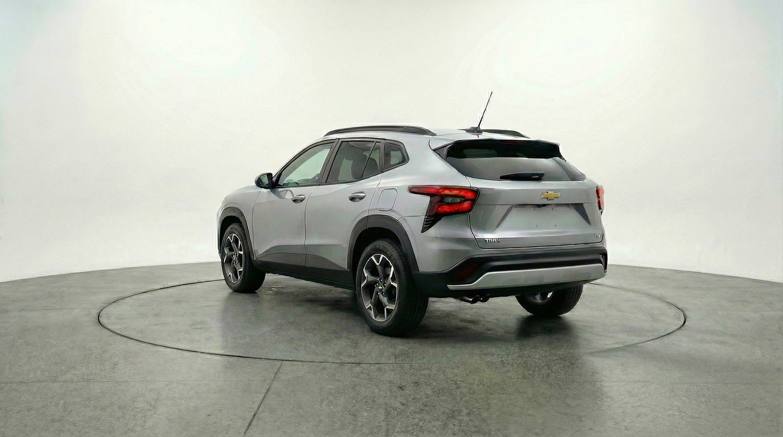 Used 2025 Chevrolet Trax LT image 6