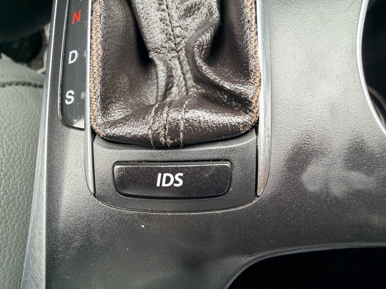 Used 2015 Acura MDX w/ Technology Package AWD/4WD image 24