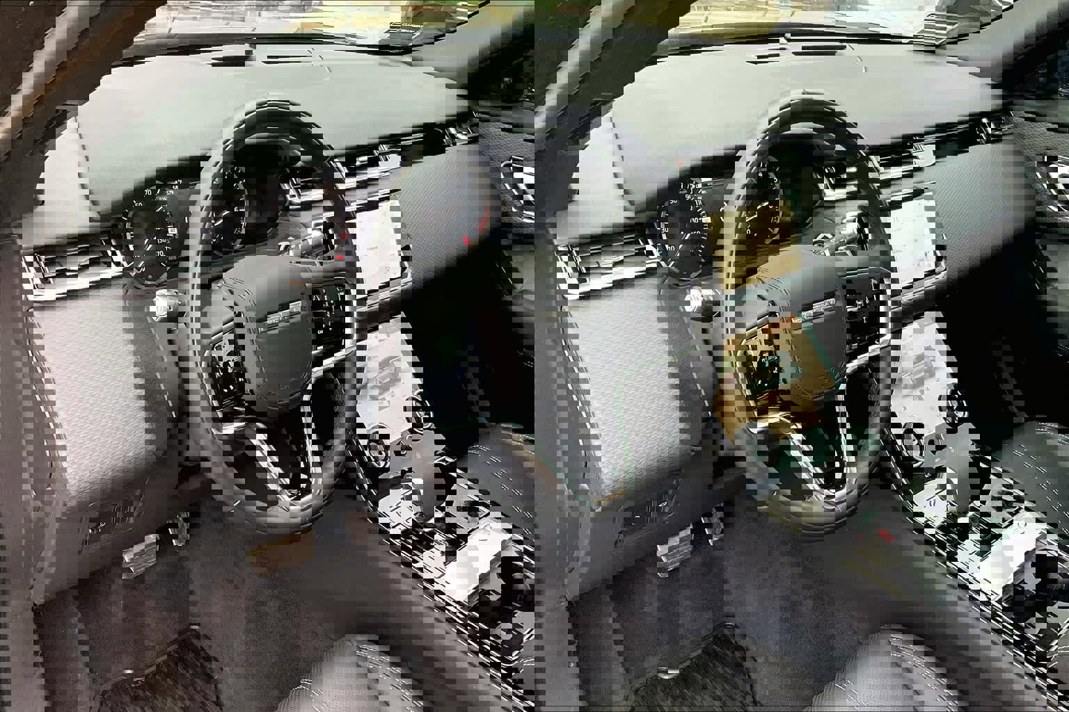 Used 2023 Land Rover Range Rover Velar R-Dynamic S image 18