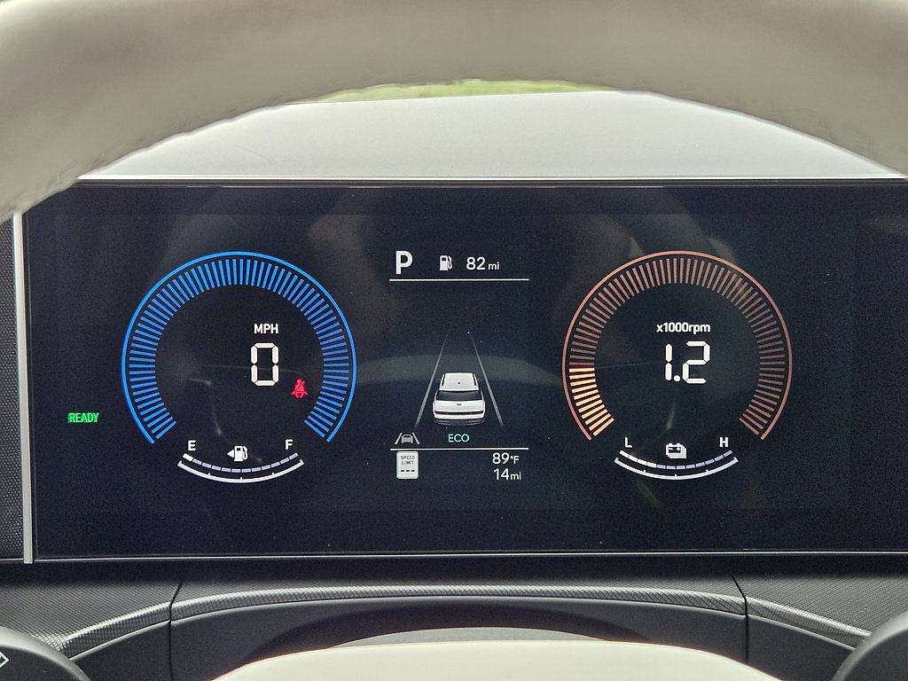 New 2026 Hyundai Santa Fe SE FWD image 17