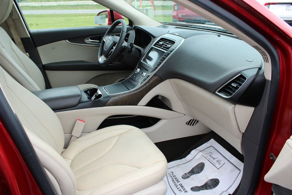 Used 2020 Lincoln Nautilus Reserve FWD image 26