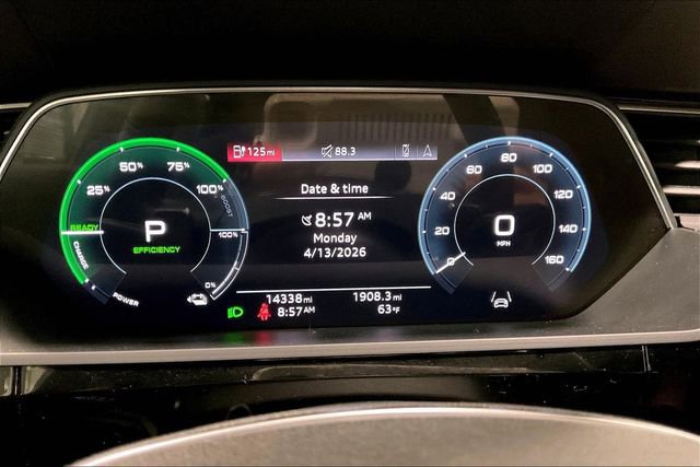 Used 2023 Audi e-tron Premium w/ Convenience Plus Package image 20