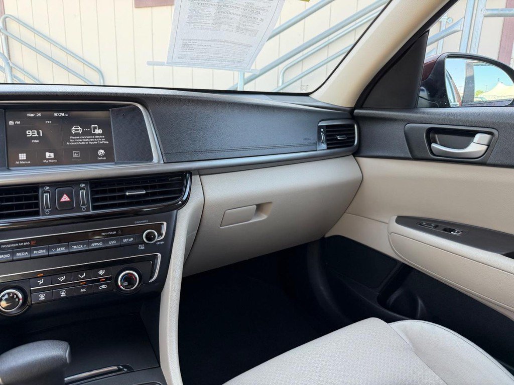 Used 2018 Kia Optima LX FWD image 27