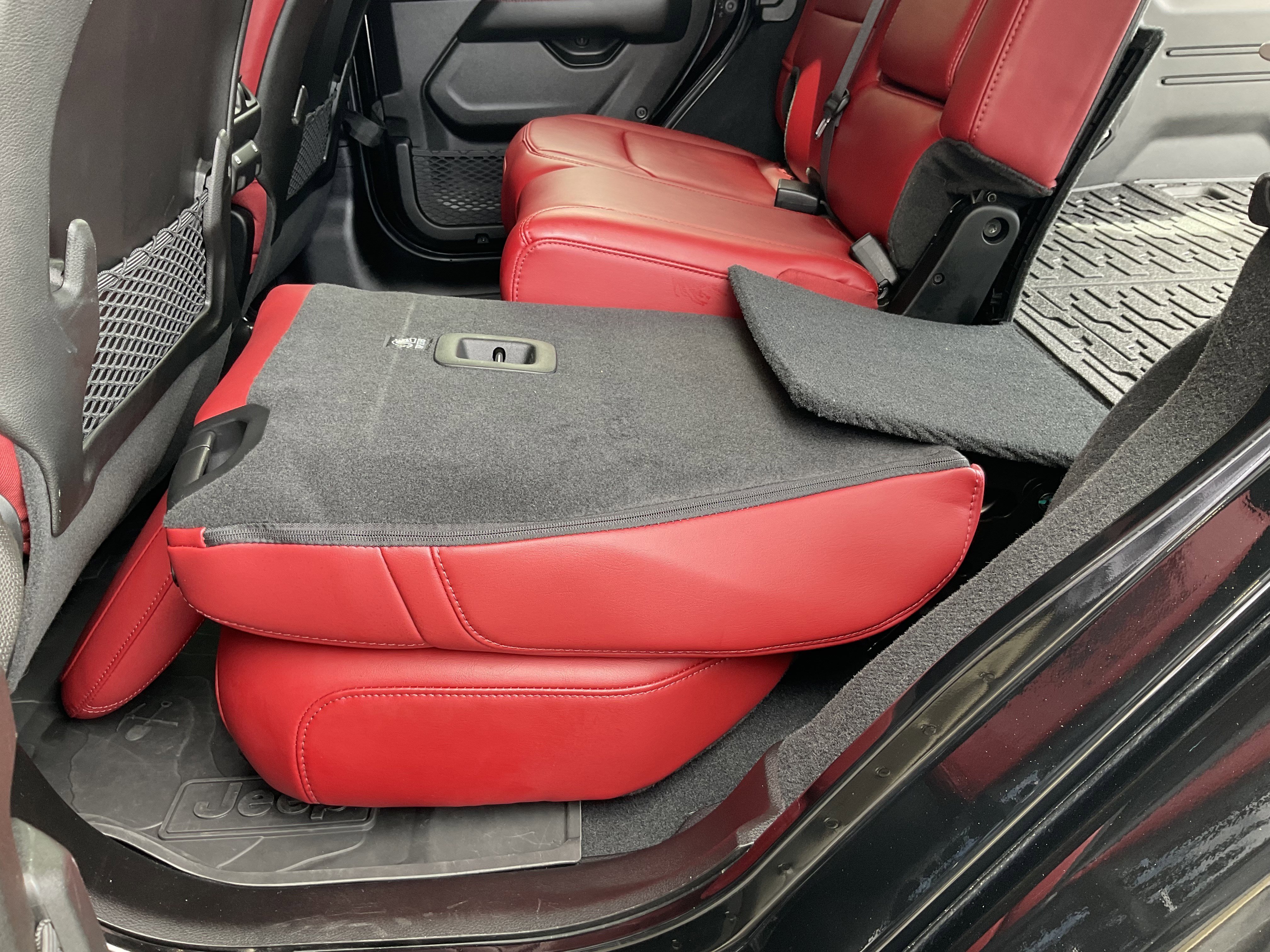 Used 2024 Jeep Wrangler Unlimited Rubicon 392 image 41