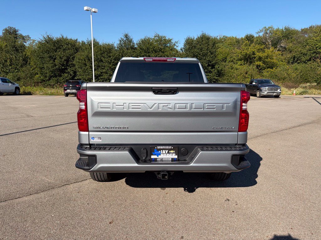 New 2026 Chevrolet Silverado 1500 Custom RWD image 4