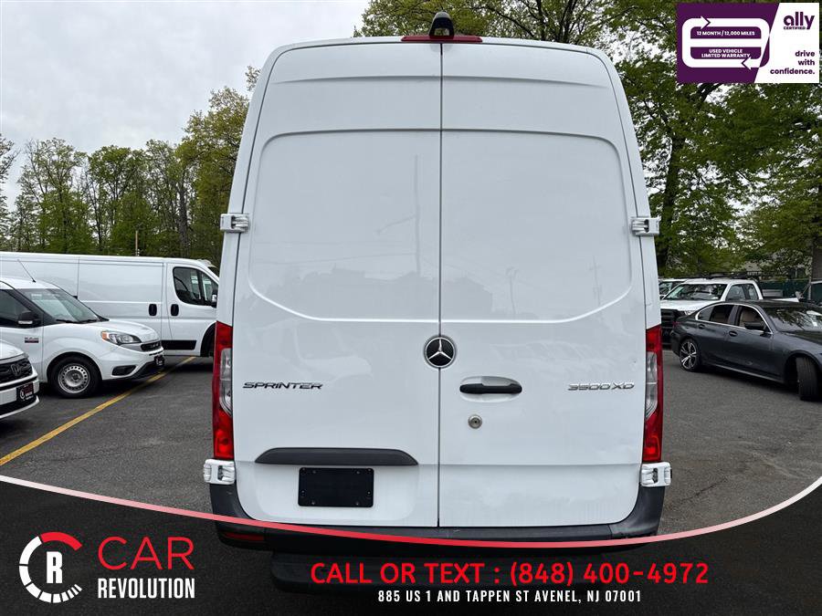 Used 2024 Mercedes-Benz Sprinter 3500 image 5
