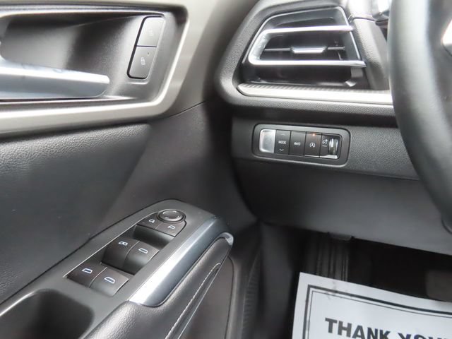 Used 2025 Chevrolet Traverse LT AWD/4WD image 35