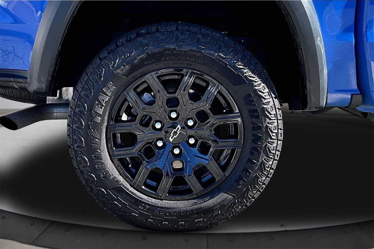 Used 2025 Chevrolet Colorado Trail Boss image 36