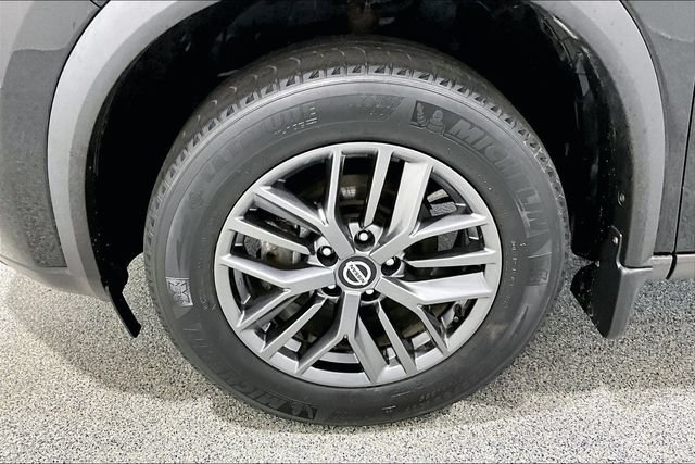 Used 2021 Nissan Rogue S AWD/4WD image 40