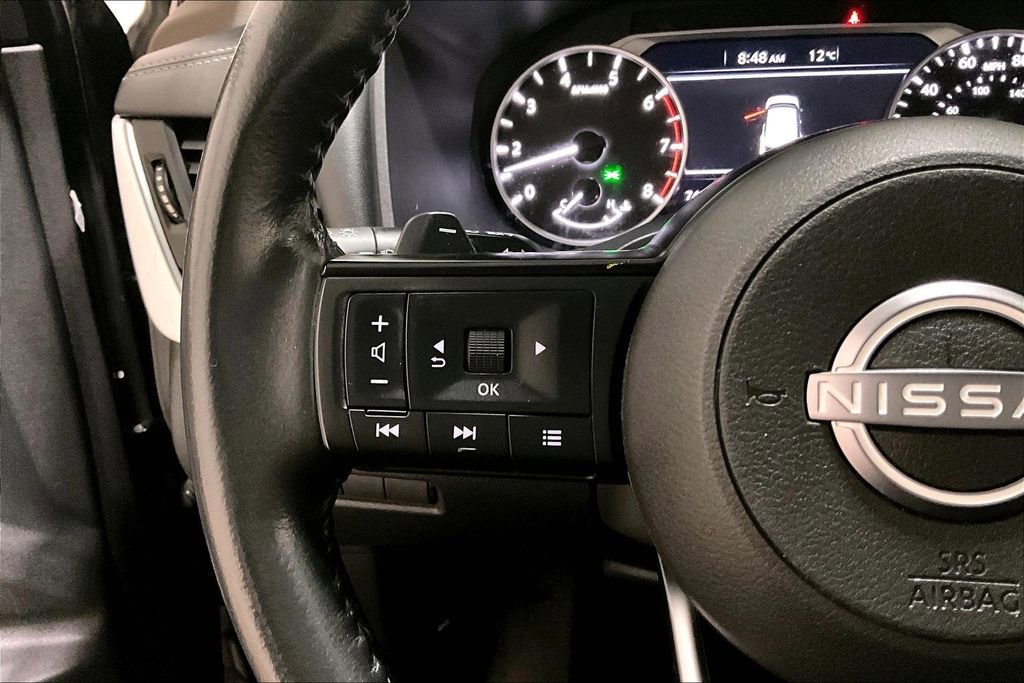 Used 2022 Nissan Rogue S image 11