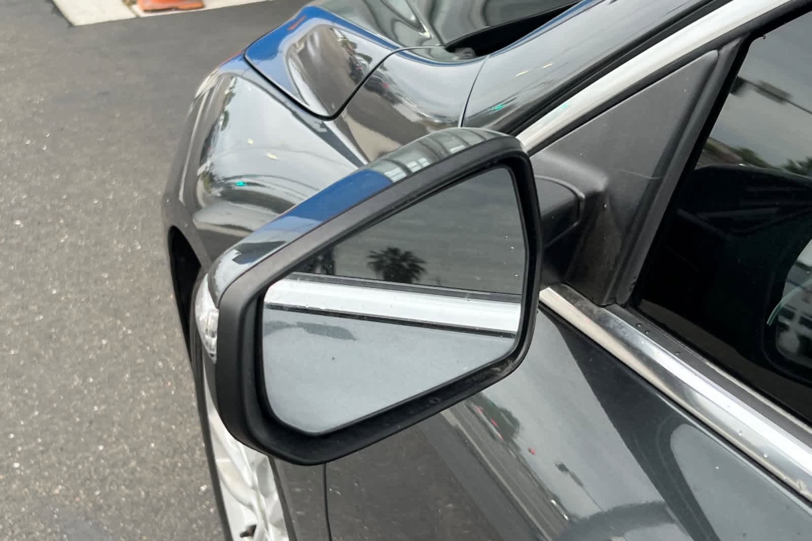 Used 2018 Chevrolet Malibu LT FWD image 8