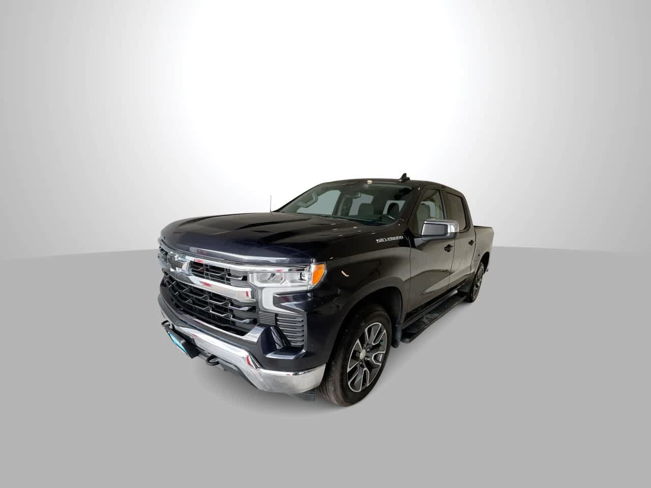 Used 2022 Chevrolet Silverado 1500 LT AWD/4WD image 4