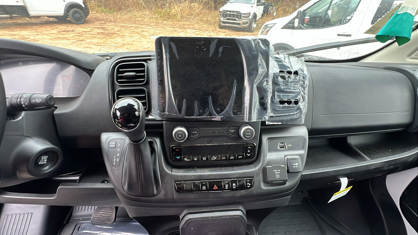 Used 2025 RAM ProMaster 2500 w/ Premium Convenience Group image 27