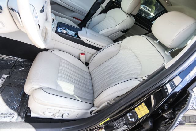 Used 2020 Genesis G90 3.3T Premium image 32