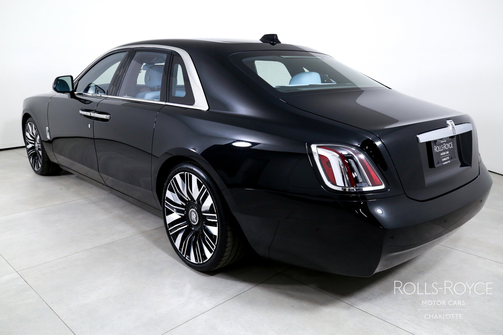 New 2026 Rolls-Royce Ghost AWD/4WD image 8