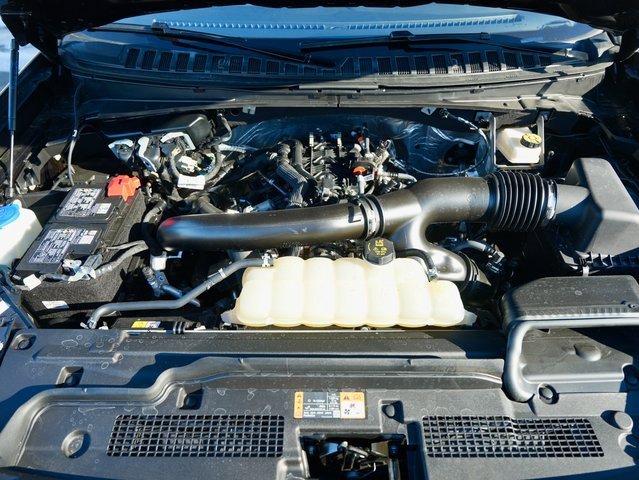 Used 2025 Ford Expedition Max Platinum w/ Driver's Package image 37