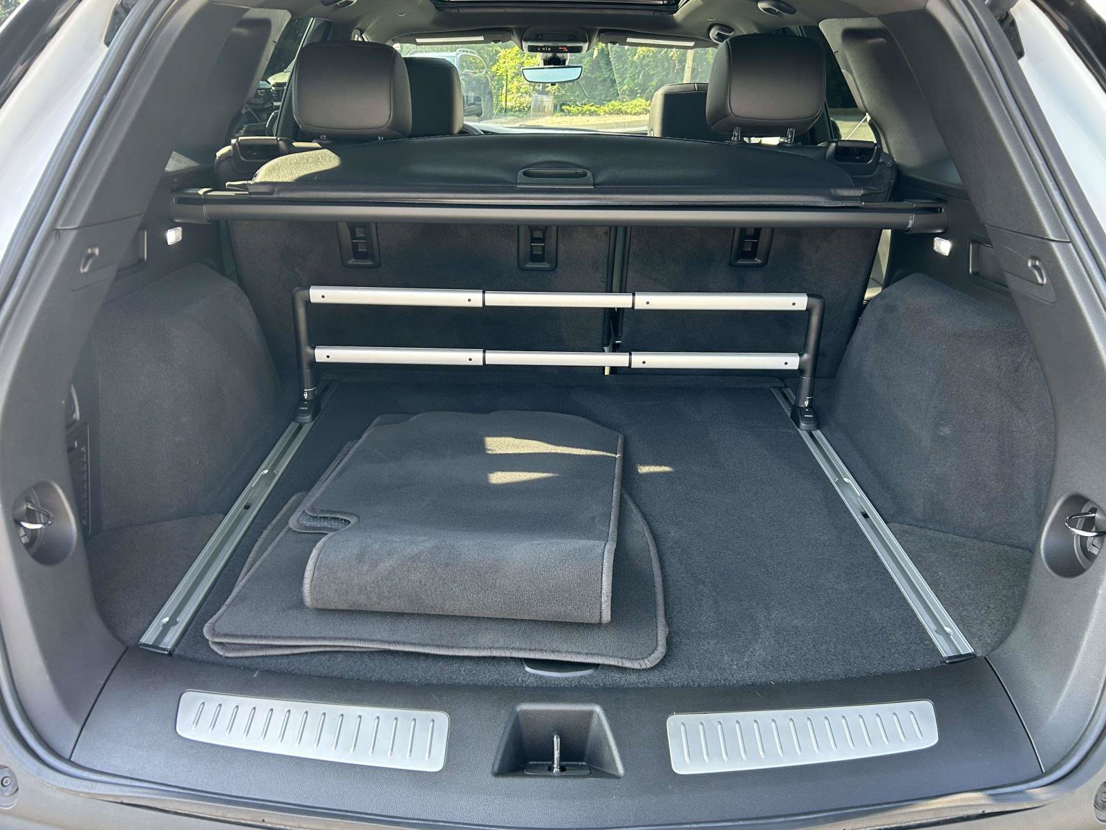 Certified 2025 Cadillac XT5 Premium Luxury w/ Technology Package FWD image 10