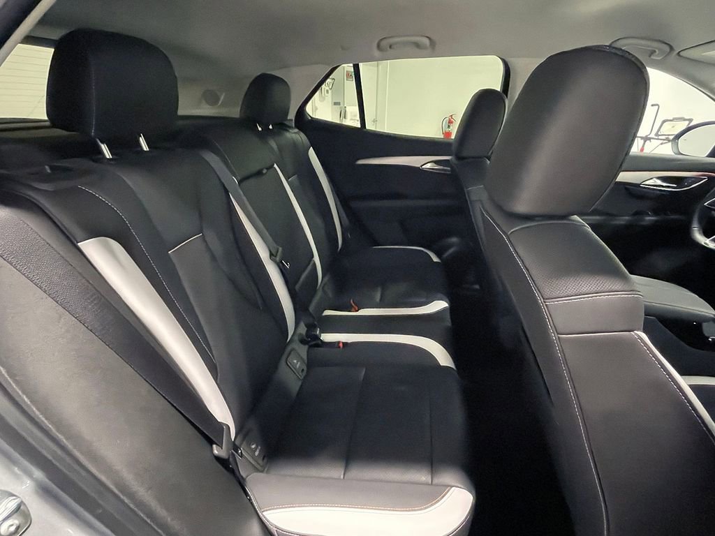 Used 2025 Buick Envision Sport Touring image 22