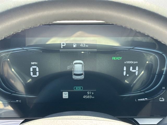 Certified 2025 Kia Niro EX FWD image 18