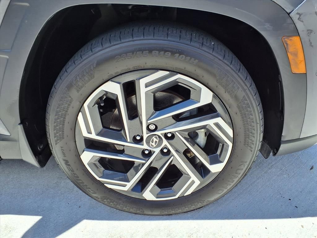 Used 2025 Hyundai Tucson Limited FWD image 7