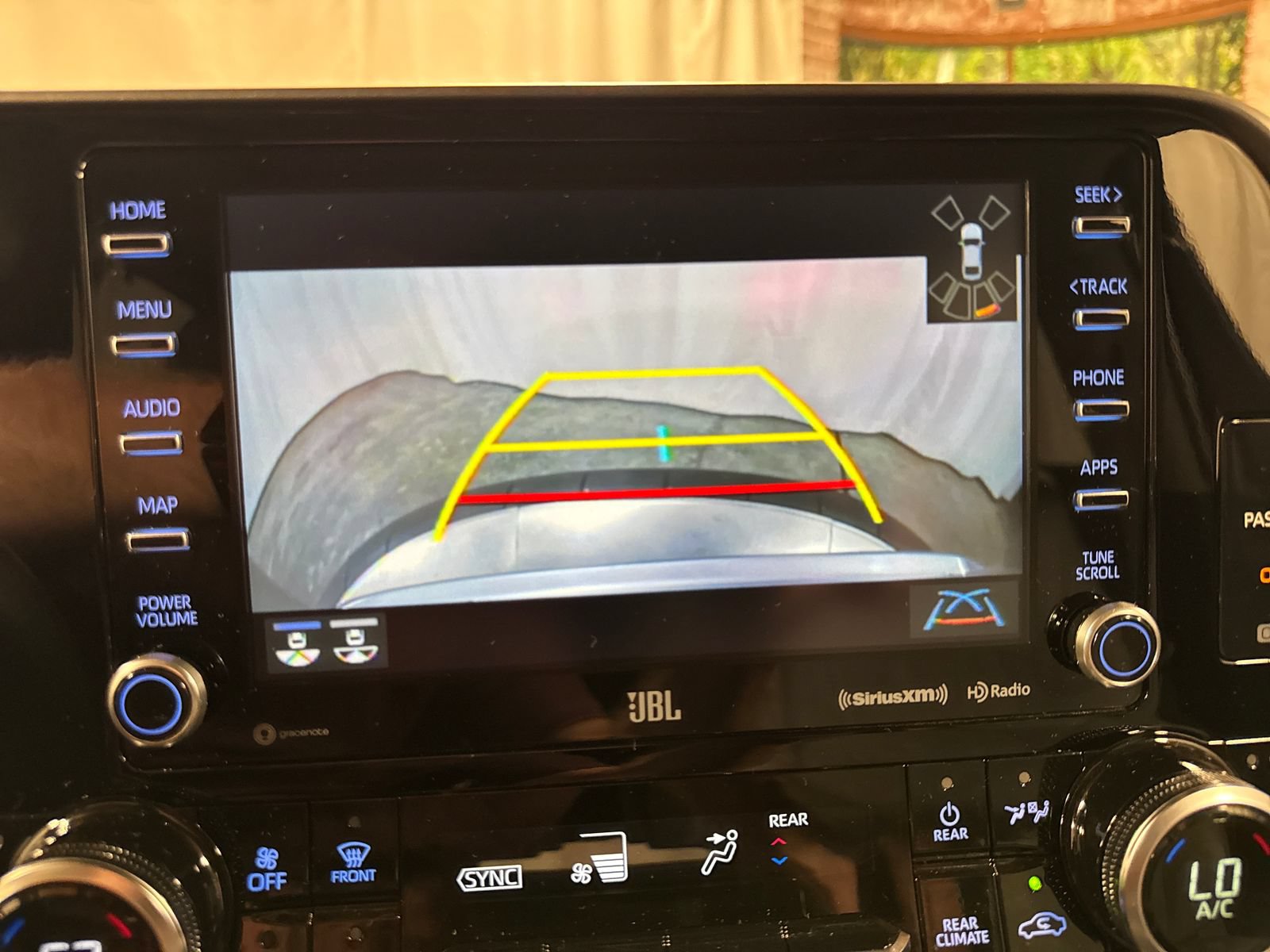 Used 2021 Toyota Highlander Limited AWD/4WD image 31