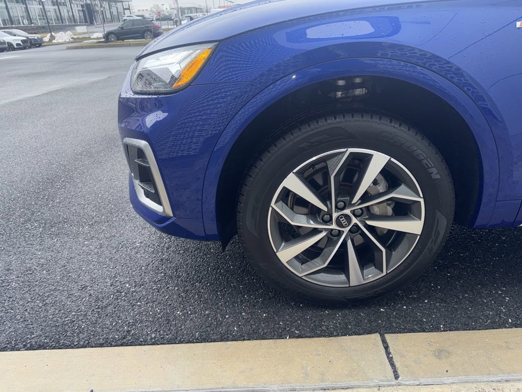 Used 2023 Audi Q5 2.0T Premium w/ Convenience Package image 44