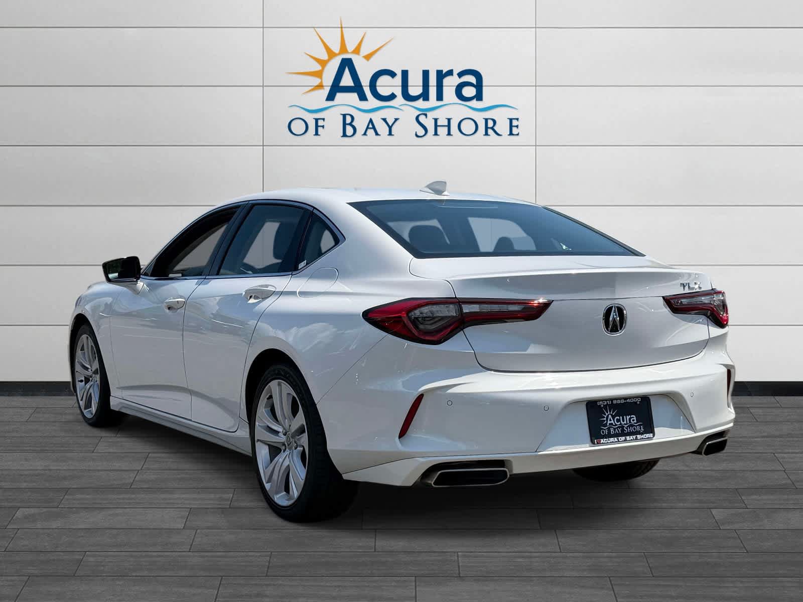 Used 2023 Acura TLX w/ Technology Package FWD image 4