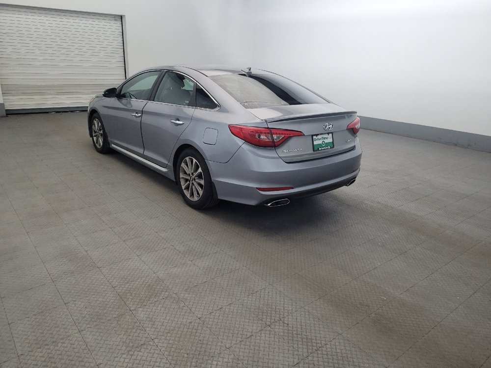Used 2017 Hyundai Sonata Limited w/ Tech Package 03 FWD image 5