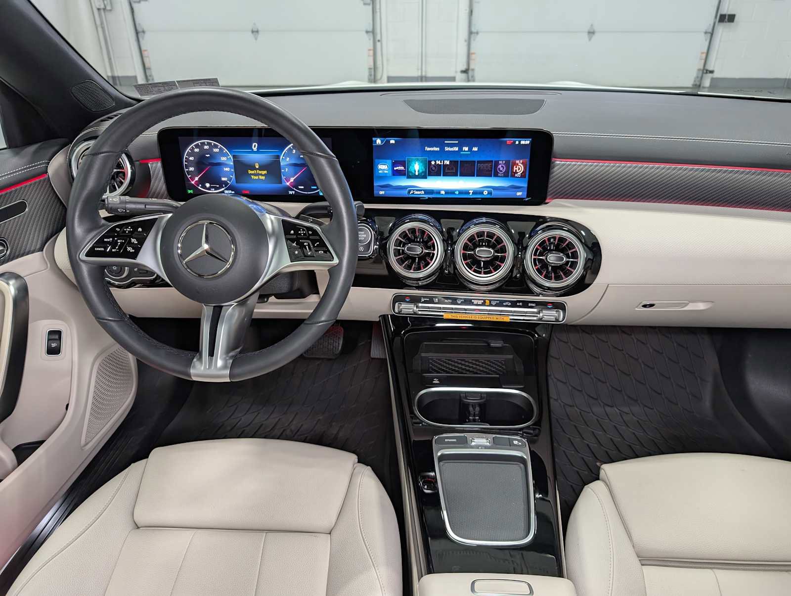 Used 2025 Mercedes-Benz CLA 250 4MATIC image 17