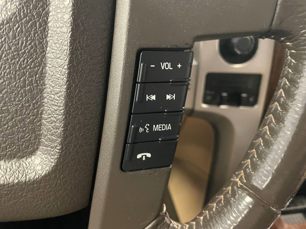 Used 2013 Ford F150 Lariat w/ Lariat Chrome Pkg image 17