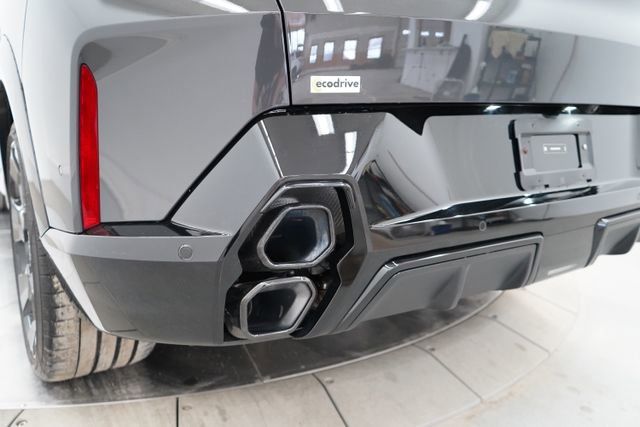 Used 2025 BMW XM image 54