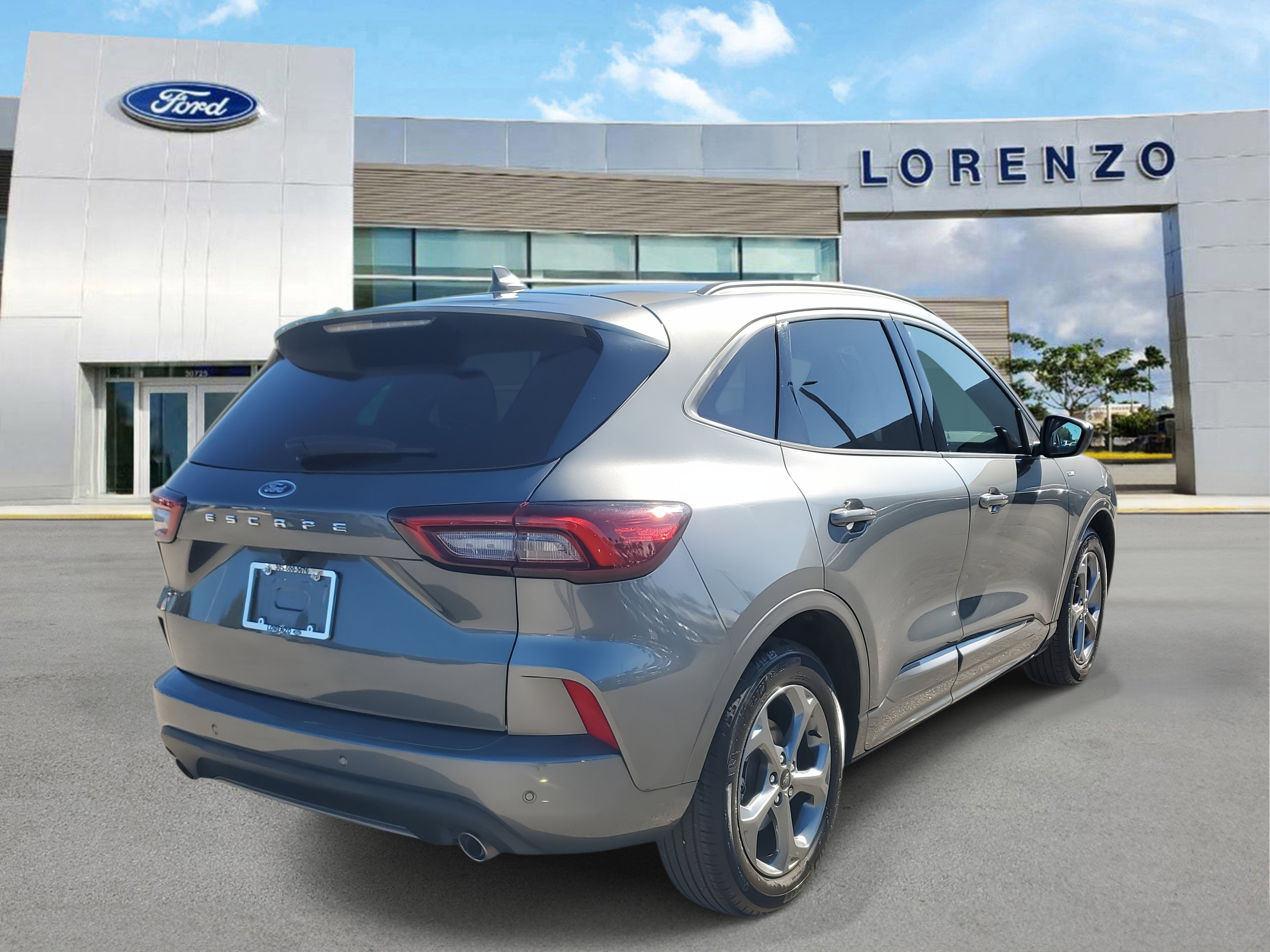 Used 2024 Ford Escape ST-Line w/ Tech Pack #1 image 5