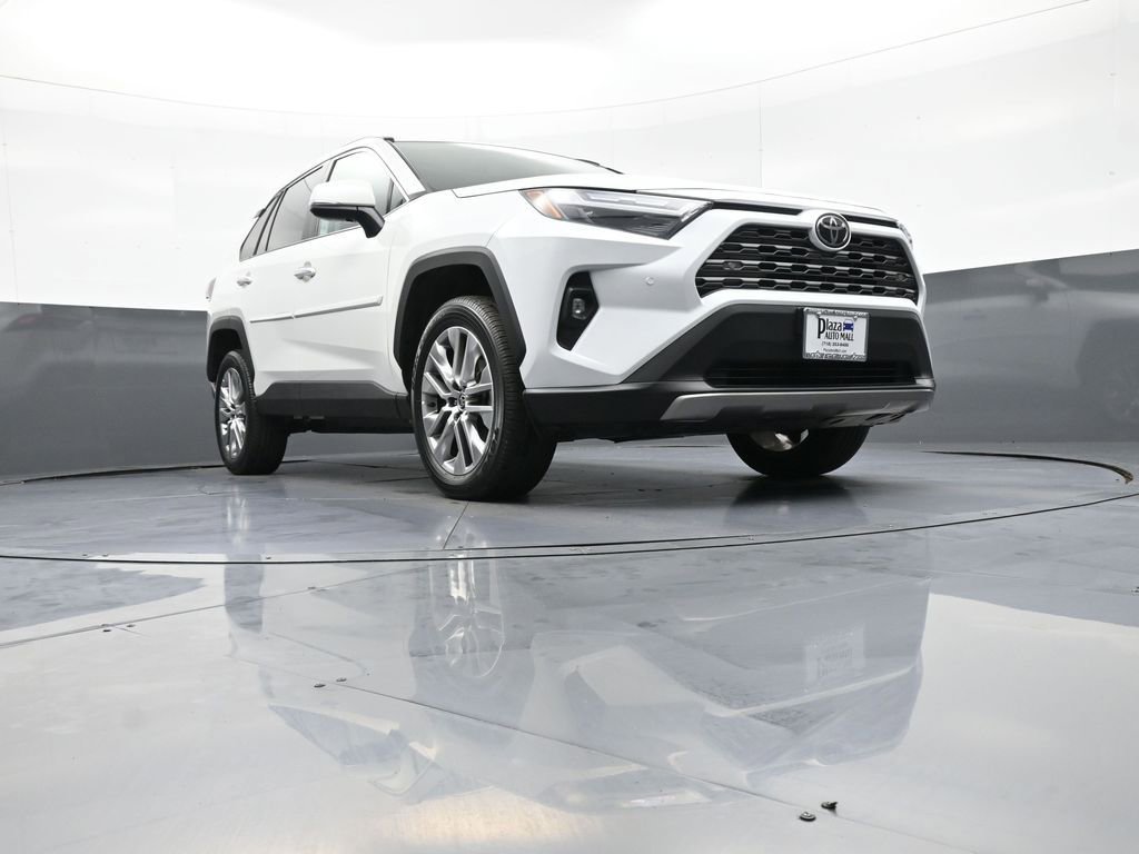 Used 2023 Toyota RAV4 Limited AWD/4WD image 29