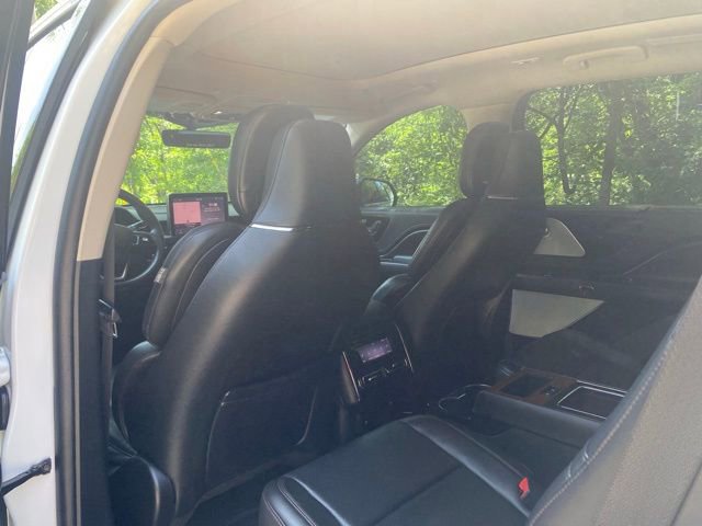 Used 2022 Lincoln Aviator Reserve w/ Equipment Group 201A AWD/4WD image 12