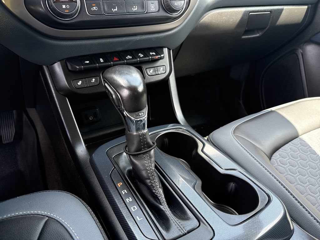 Used 2022 Chevrolet Colorado Z71 AWD/4WD image 36