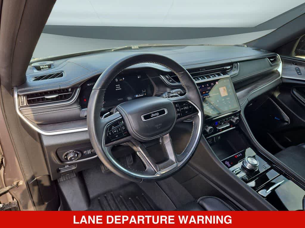 Used 2021 Jeep Grand Cherokee L Overland w/ Luxury Tech Group IV AWD/4WD image 2