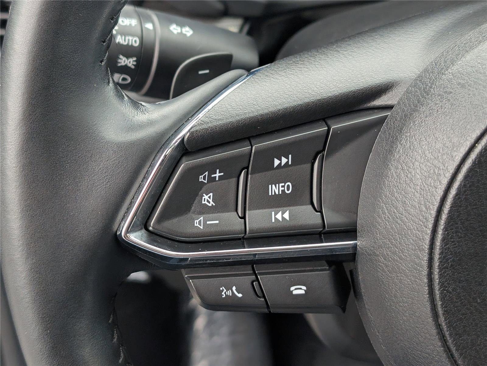 Used 2023 MAZDA CX-5 AWD 2.5 S w/ Premium Plus Pkg image 24