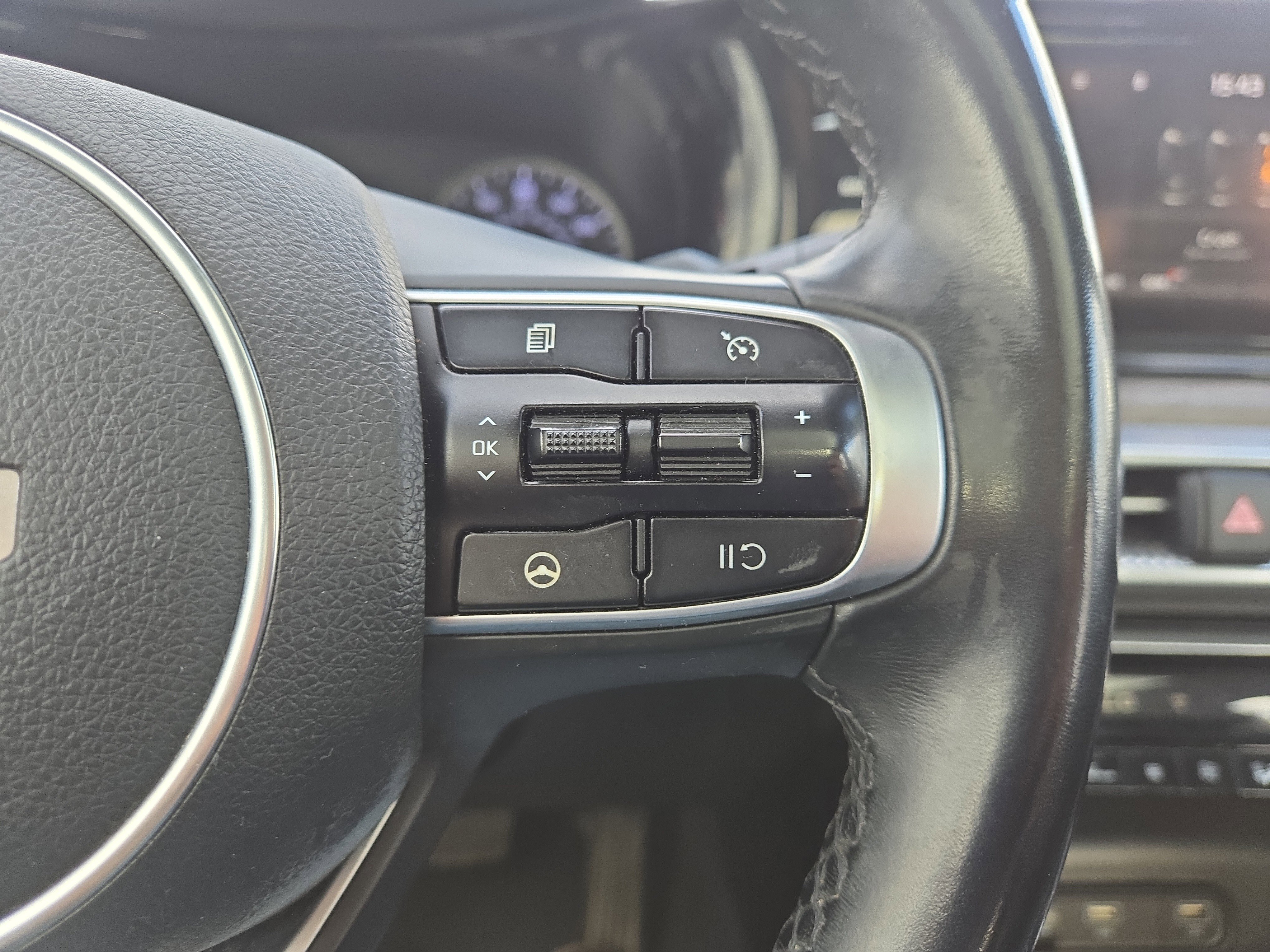 Used 2022 Kia K5 EX image 19