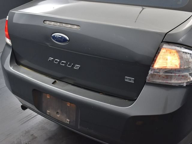 Used 2010 Ford Focus SE FWD image 17