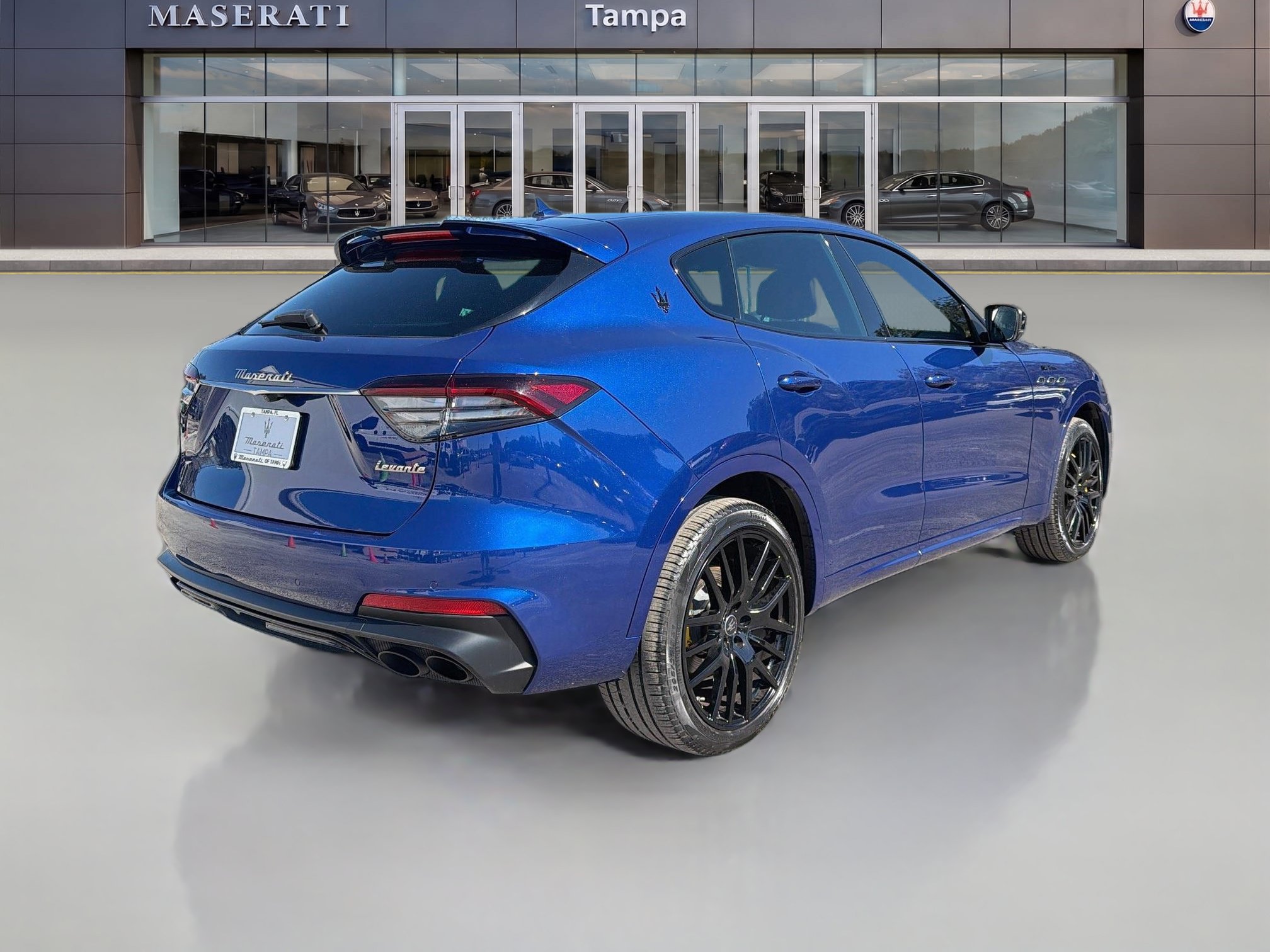 Used 2023 Maserati Levante Modena AWD/4WD image 3