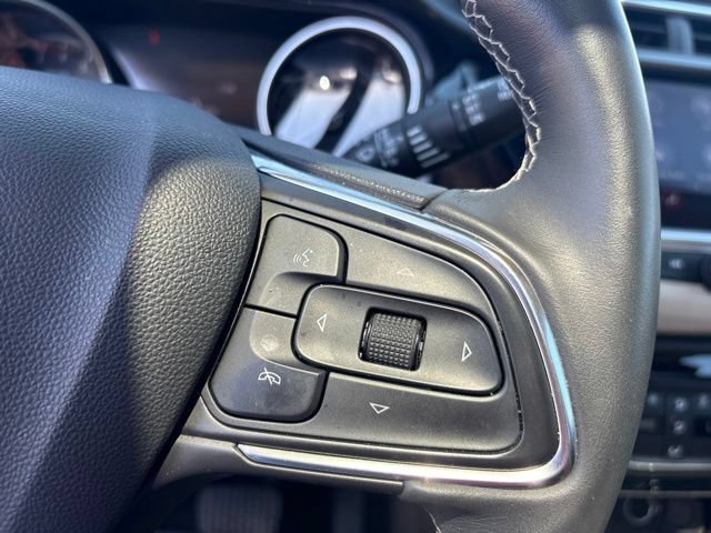Used 2023 Buick Encore GX Essence w/ Experience Buick Package AWD/4WD image 17