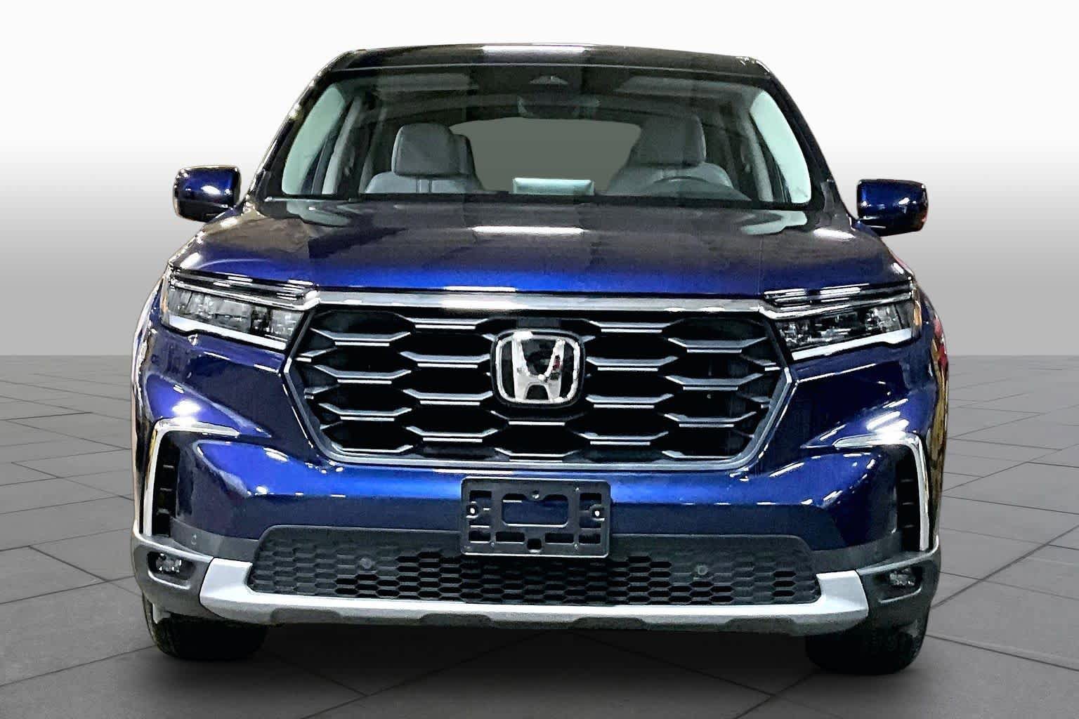 Used 2025 Honda Pilot EX-L image 7
