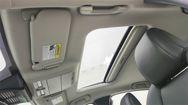 Used 2024 MAZDA MAZDA3 s image 25